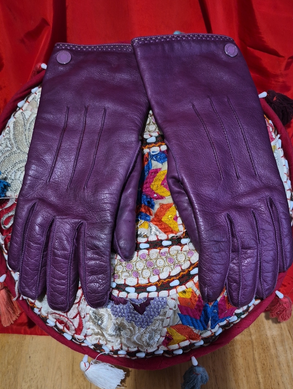 Coach Plum Leather Women's Gloves